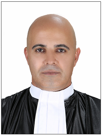 عکس پرسنلی با ردای وکالت عکاسی تخصصی پرسنلی با ردای وکالت برای پروانه وکالت 09124777571 