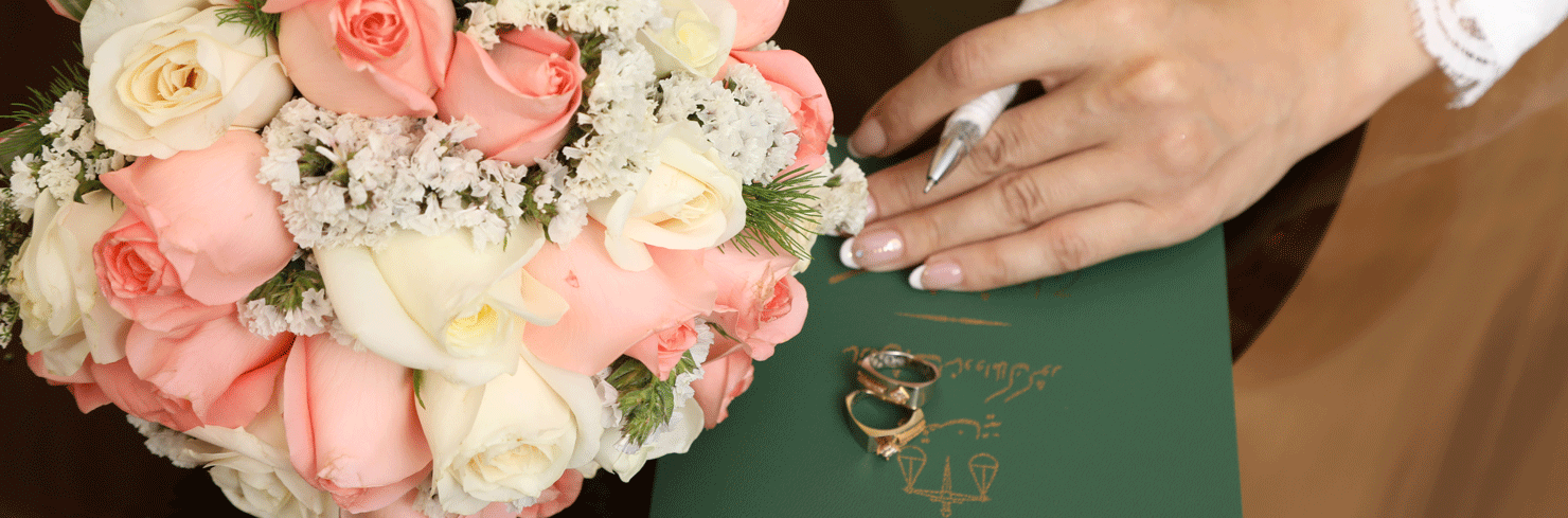 مقدمه: اهمیت انتخاب لابراتوار تخصصی برای چاپ عکس و طراحی آلبوم عروسی مذهبی